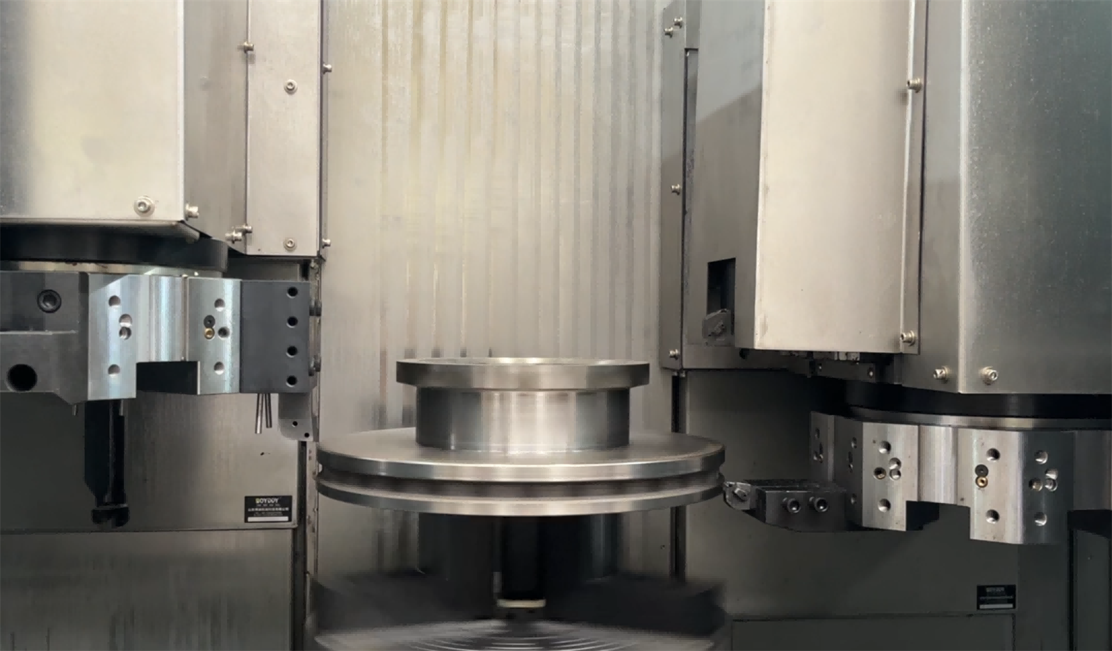 Brake disc CNC vertical lathe with double turret Brake disc CNC vertical lathe with double turret